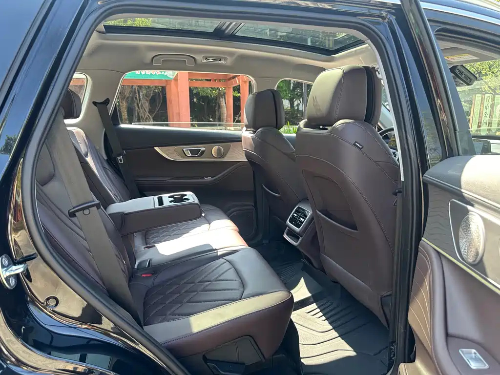 CHERY TIGGO 8 PRO 2025