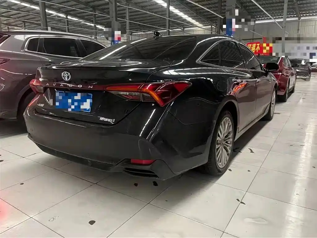 TOYOTA AVALON 2019
