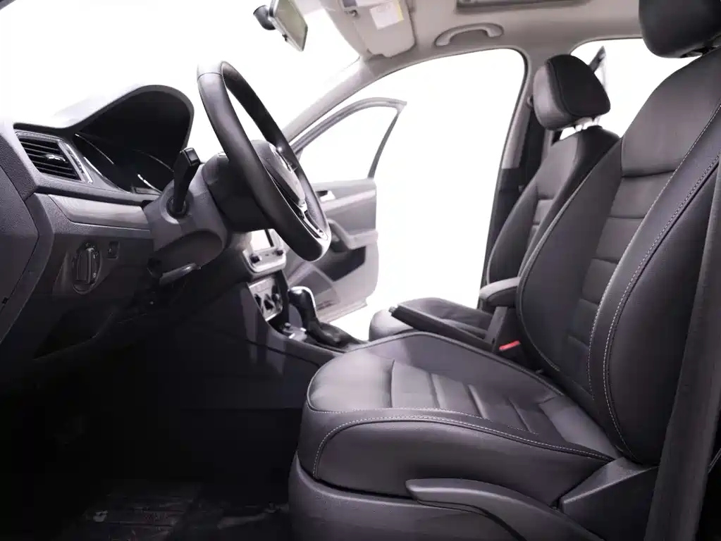 VOLKSWAGEN LAVIDA 2017