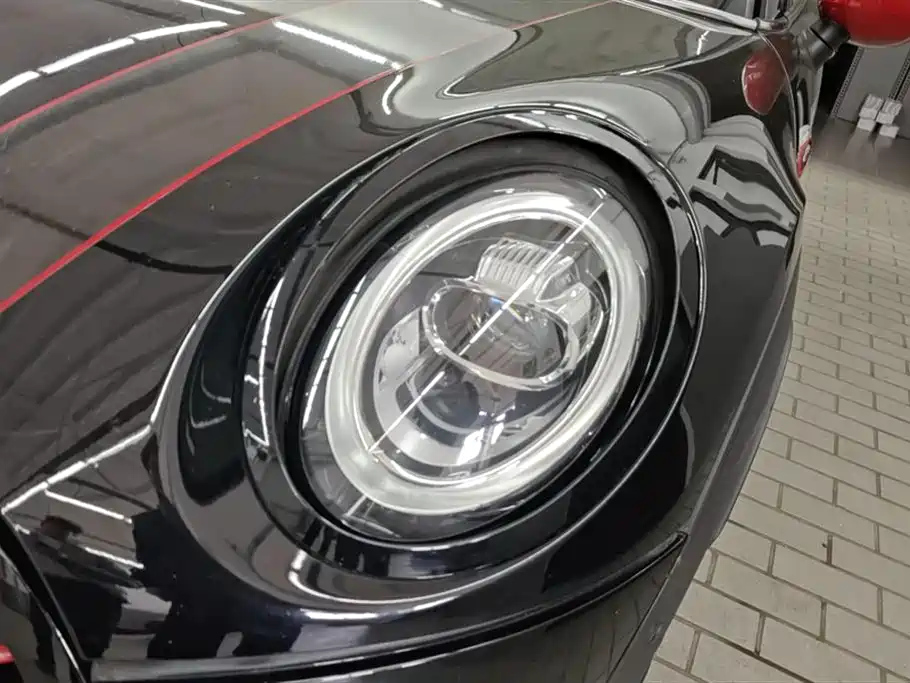MINI JCW 2021