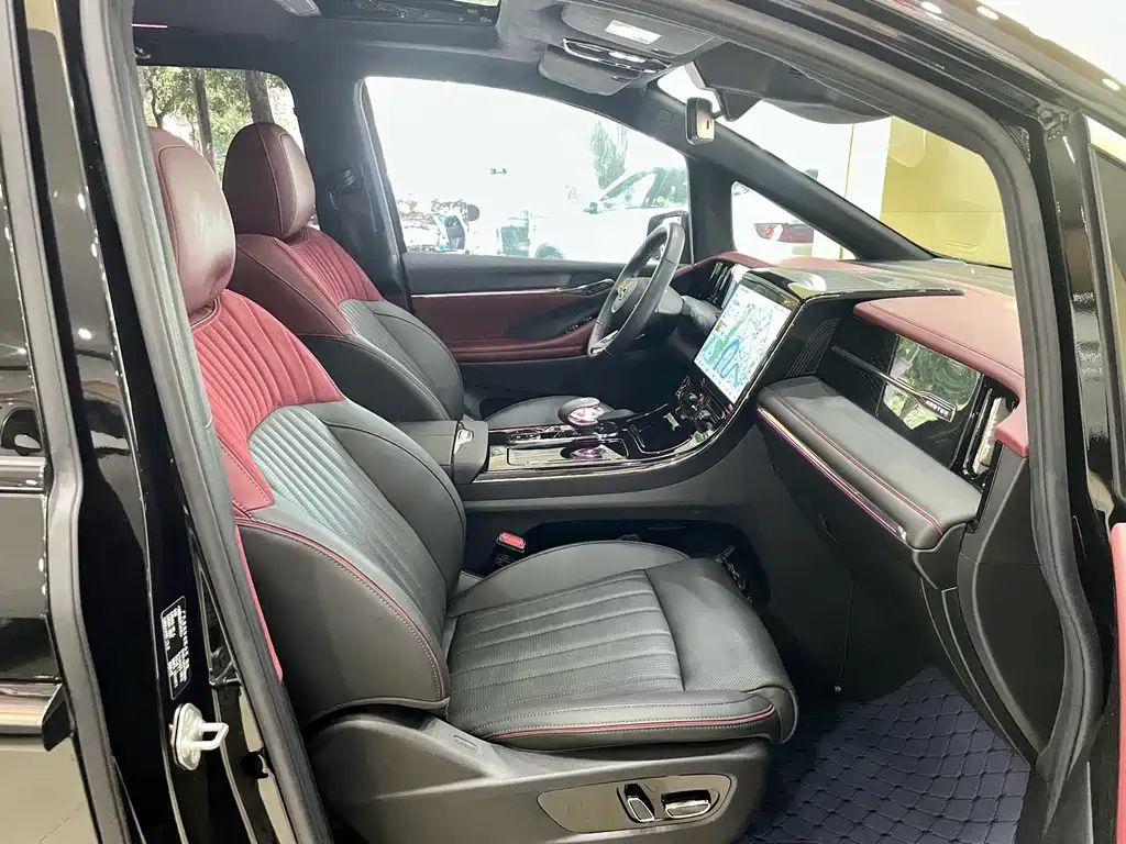 TRUMPCHI M8 2023