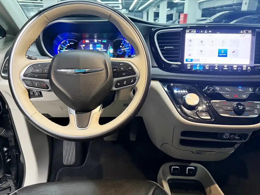 CHRYSLER BIG 捷龙PHEV IMPO 2025