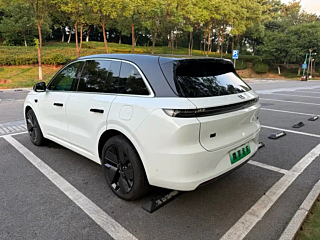 LI AUTO L6  2025 YEAR MAX INTELLIGENT  EDITION 2025