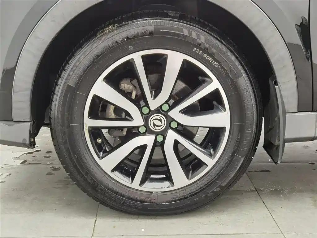 DONGFENG SCENERY 580 2018