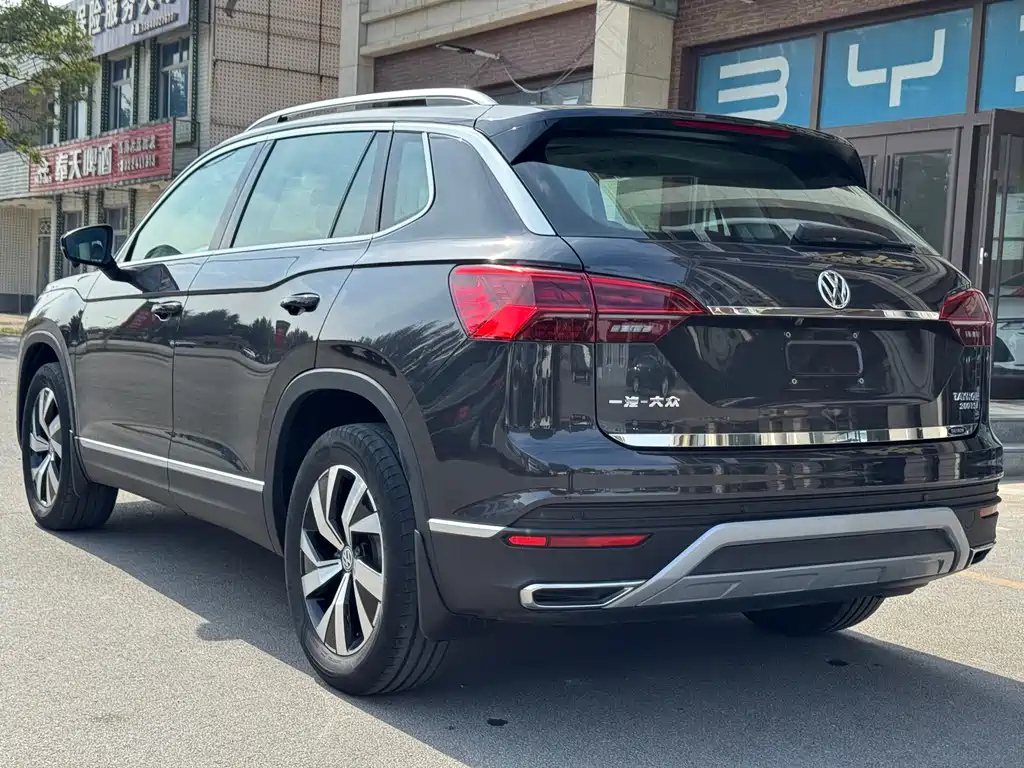 VOLKSWAGEN TAYRON 2019