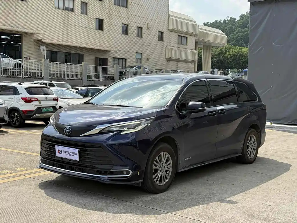 Аукционный лист TOYOTA SIENNA SIENNA 2022