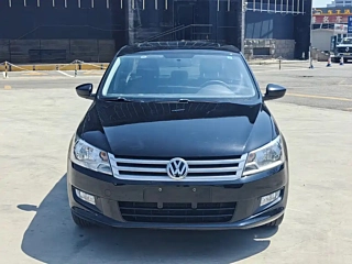 VOLKSWAGEN SANTANA 2016