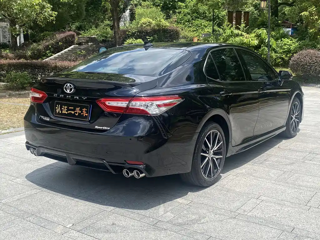 TOYOTA CAMRY 2022