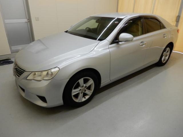 TOYOTA MARK X 2012