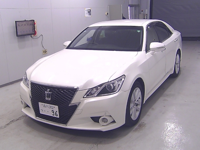 TOYOTA CROWN 2013