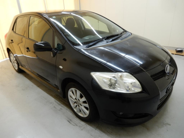 TOYOTA AURIS 2009