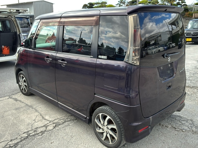 SUZUKI PALETTE 2011