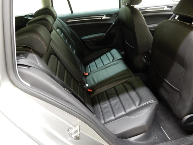 VOLKSWAGEN GOLF VARIANT 2020