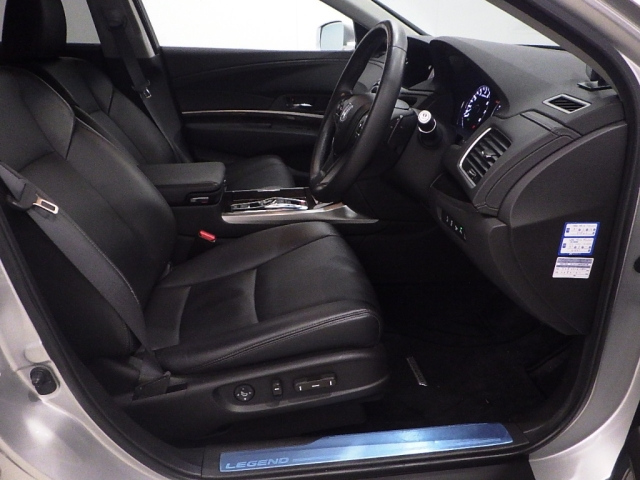 HONDA LEGEND 2015