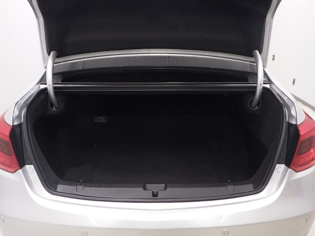 HONDA LEGEND 2015
