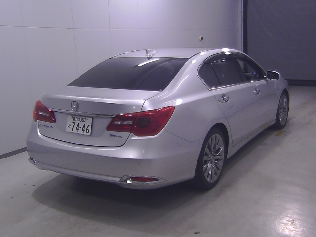 HONDA LEGEND 2015