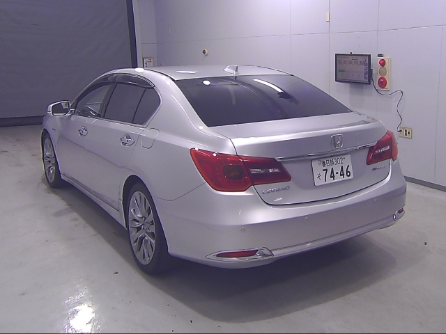HONDA LEGEND 2015