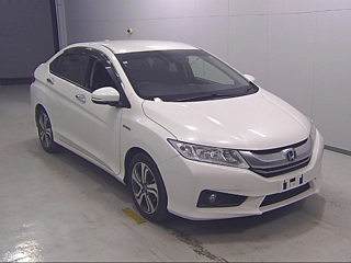 HONDA GRACE 2015