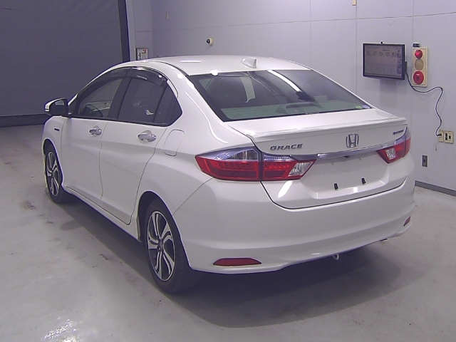 HONDA GRACE 2015
