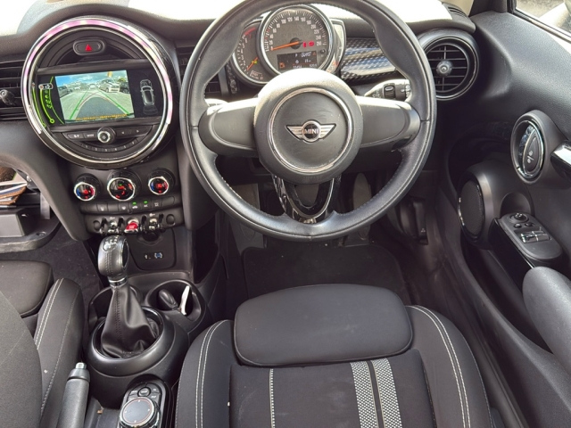 BMW MINI 2018