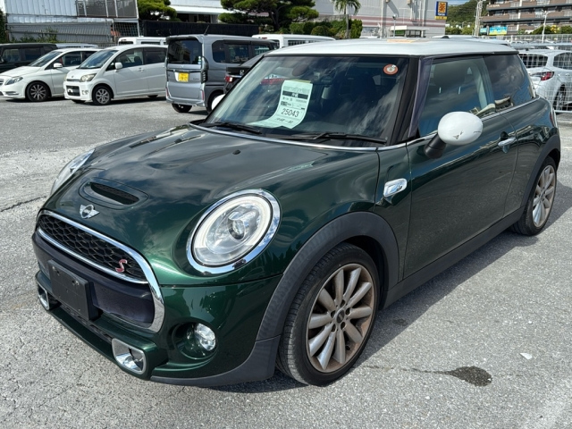 BMW MINI 2018