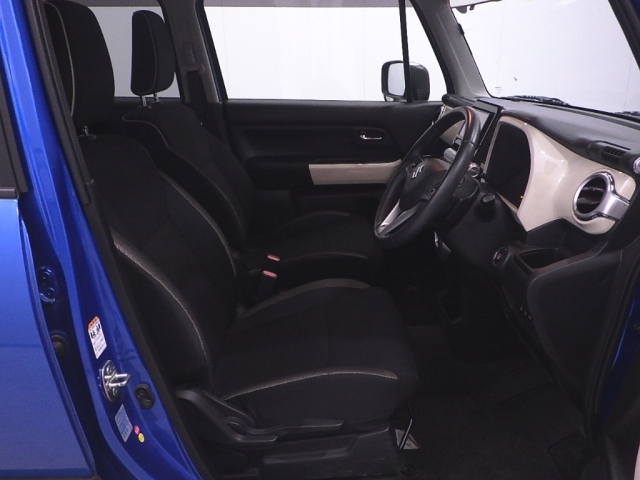 SUZUKI XBEE 2017