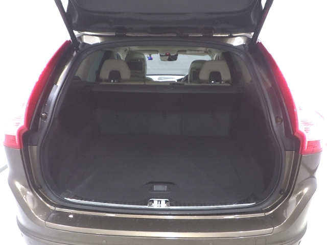 VOLVO XC60 2016