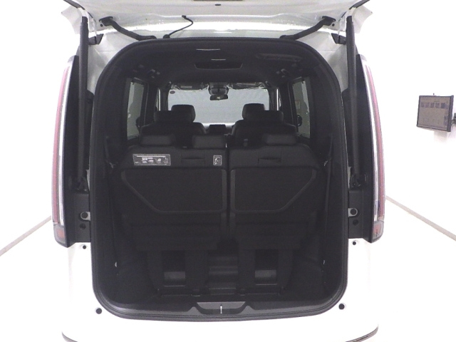 HONDA STEP WAGON 2025
