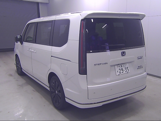 HONDA STEP WAGON 2025