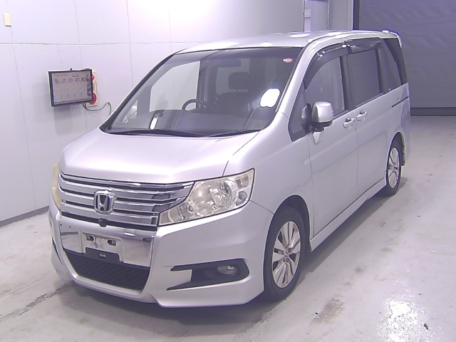 HONDA STEP WAGON 2010