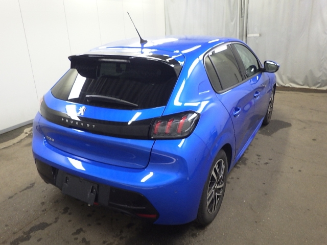 PEUGEOT 208 2020