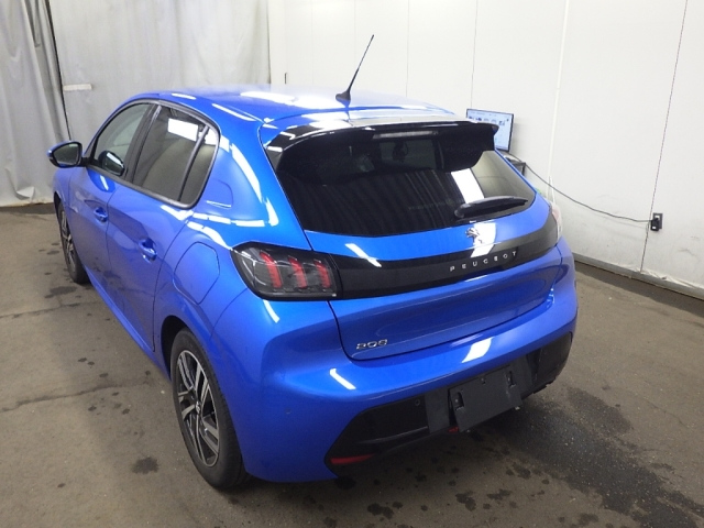 PEUGEOT 208 2020