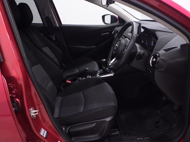 MAZDA DEMIO 2019