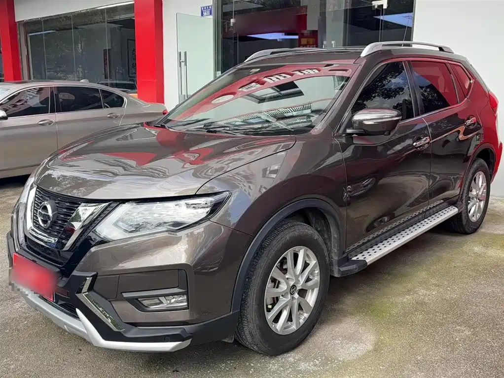 NISSAN X-TRAIL 2019