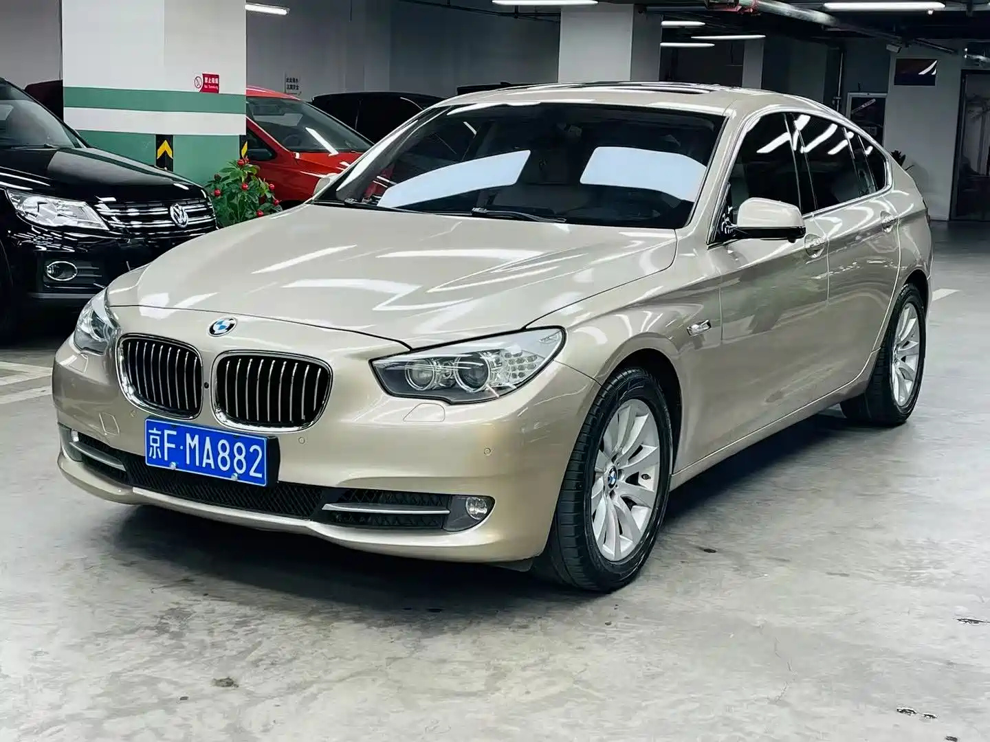 BMW 5-SERIES GT 2010