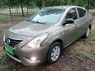 NISSAN SUNNY 2016