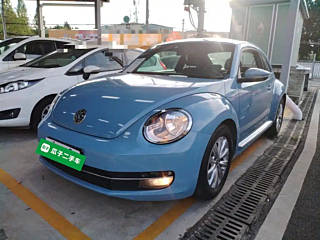 VOLKSWAGEN BEETLE 2014