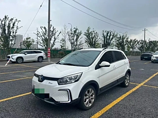 Заказать BAIC BJEV EC5