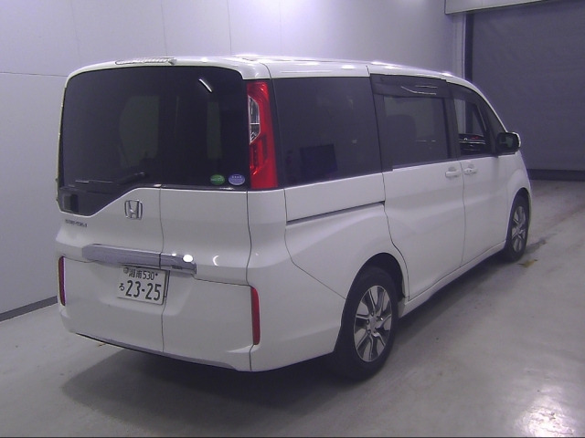 HONDA STEP WAGON 2015