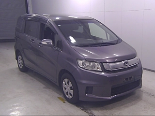 HONDA FREED 2016