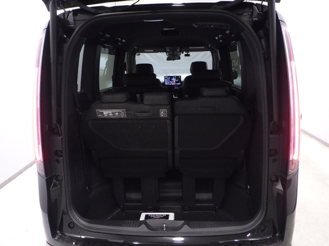 HONDA STEP WAGON 2022