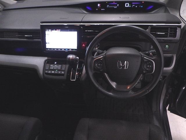 HONDA STEP WAGON 2021