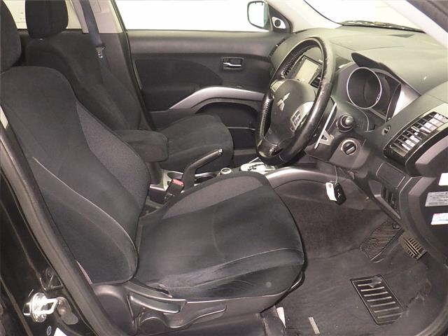 MITSUBISHI OUTLANDER 2008