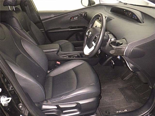TOYOTA PRIUS 2016
