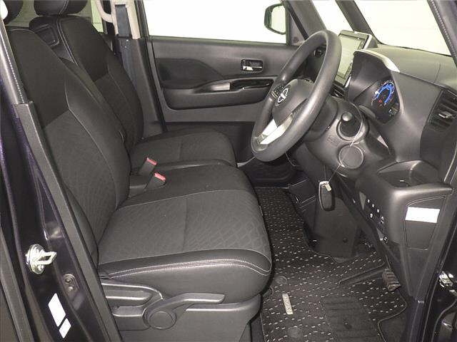 NISSAN ROOX 2023