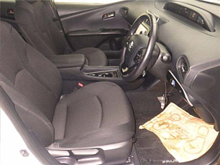 TOYOTA PRIUS 2020