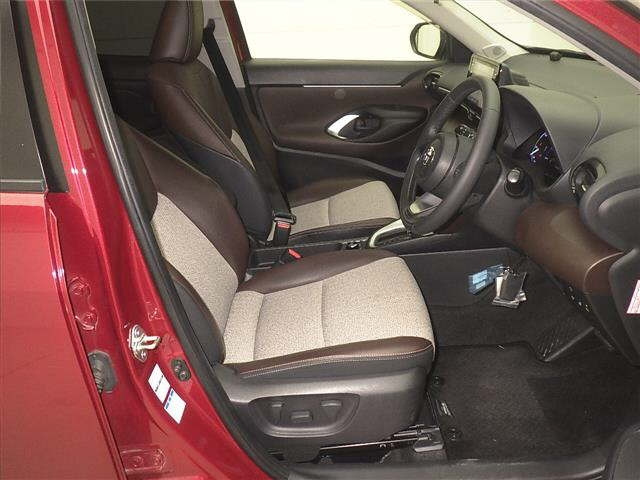 TOYOTA YARIS CROSS 2020