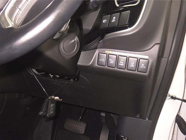 MITSUBISHI OUTLANDER PHEV 2020