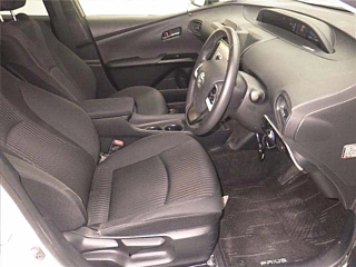 TOYOTA PRIUS 2016