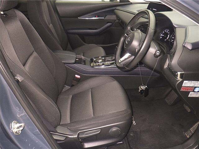 MAZDA CX-30 2020